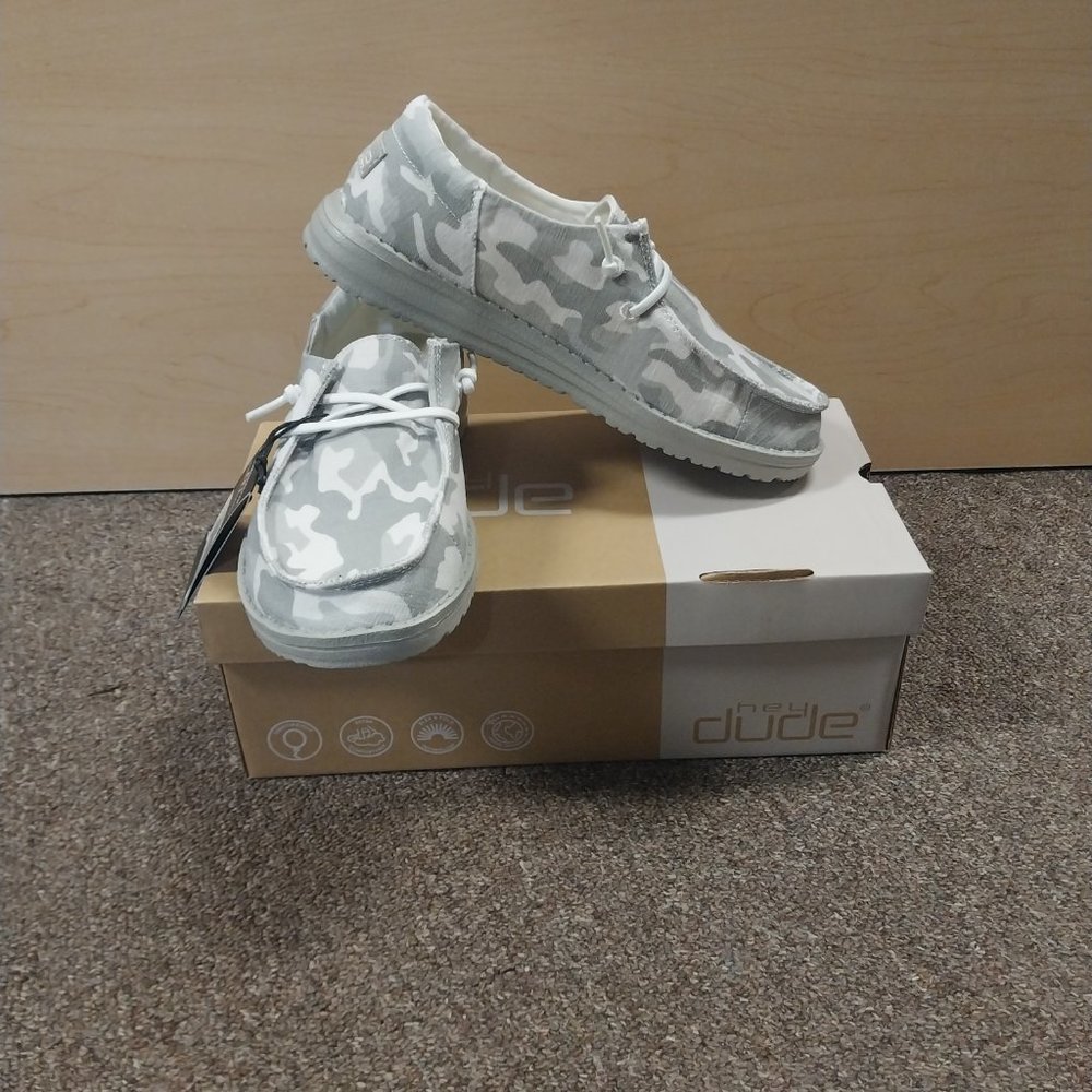 Hey Dude Women's Wendy Funk Cloud Camo Shoe
